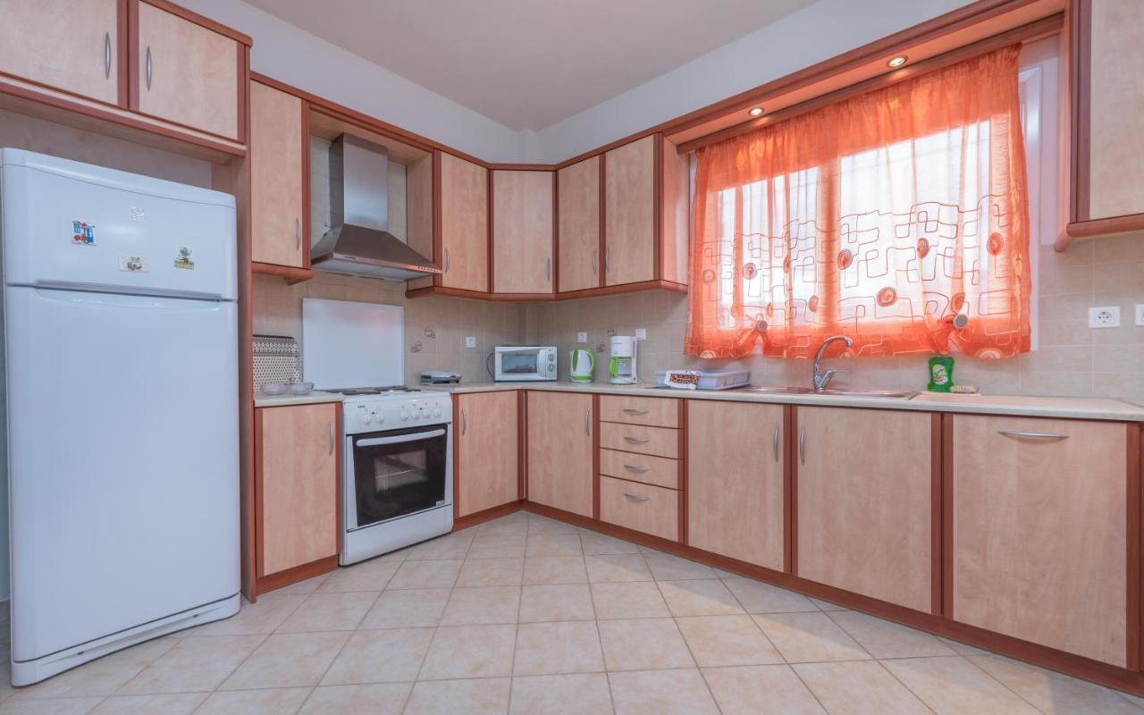 Domus Lukas Apartments Marathias  Екстер'єр фото