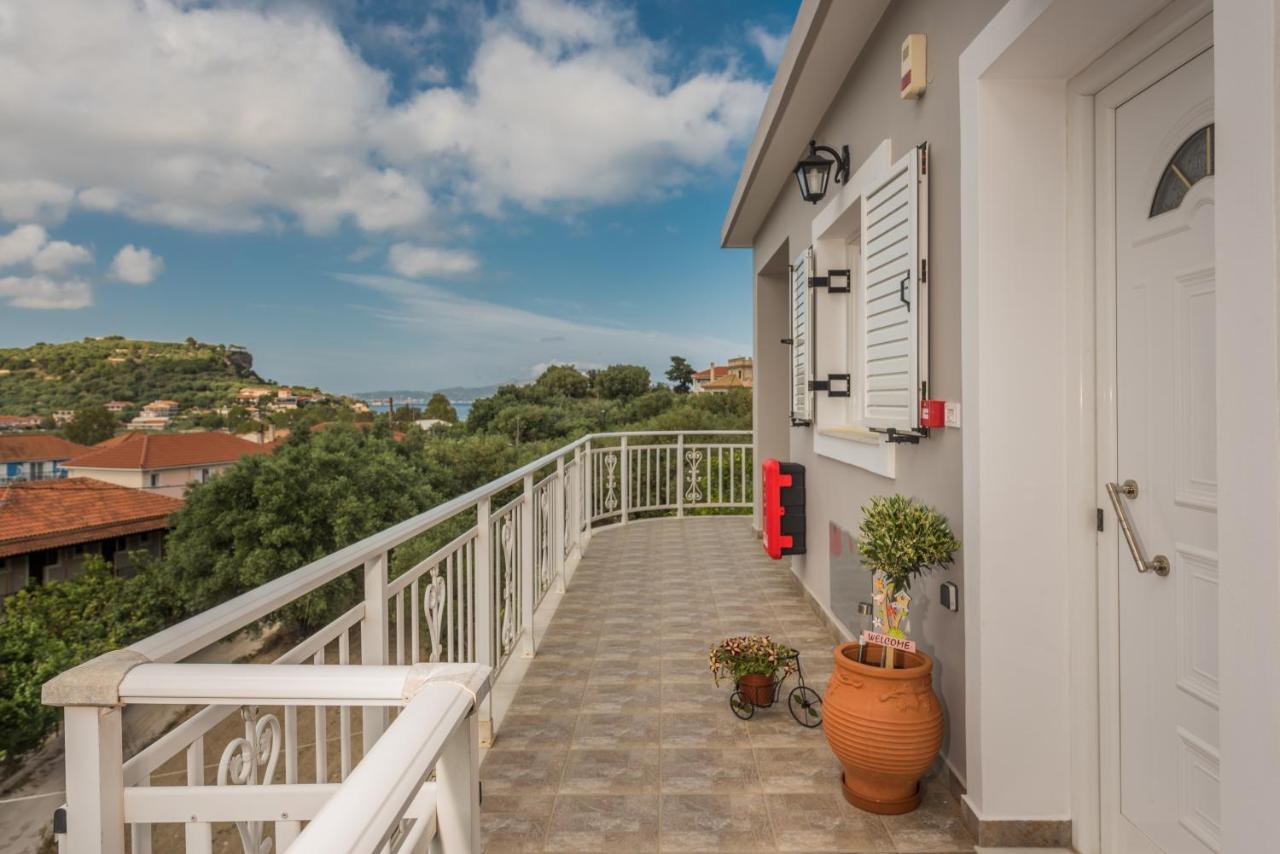 Domus Lukas Apartments Marathias  Екстер'єр фото