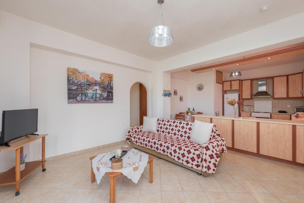 Domus Lukas Apartments Marathias  Екстер'єр фото