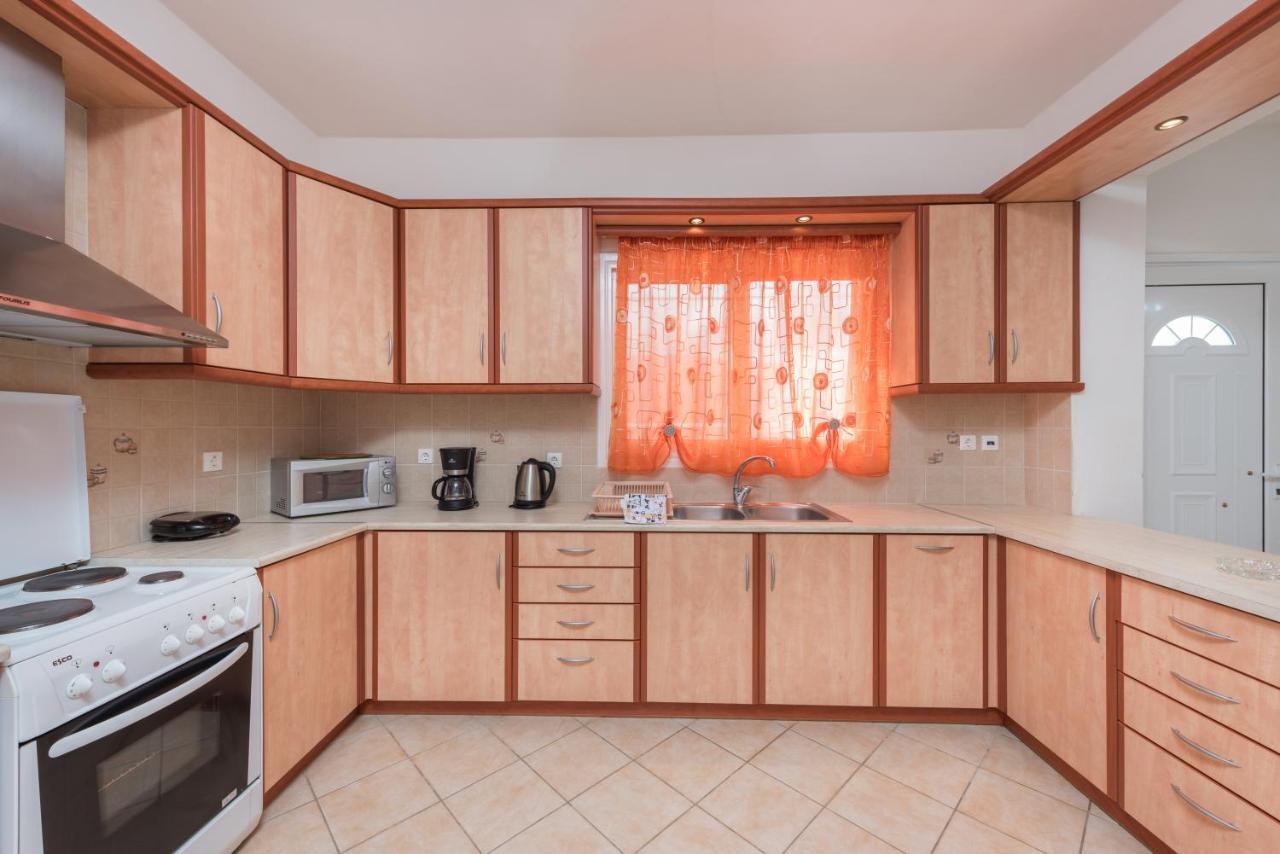 Domus Lukas Apartments Marathias  Екстер'єр фото
